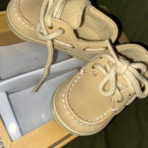 1 month old tan sperry ☺️